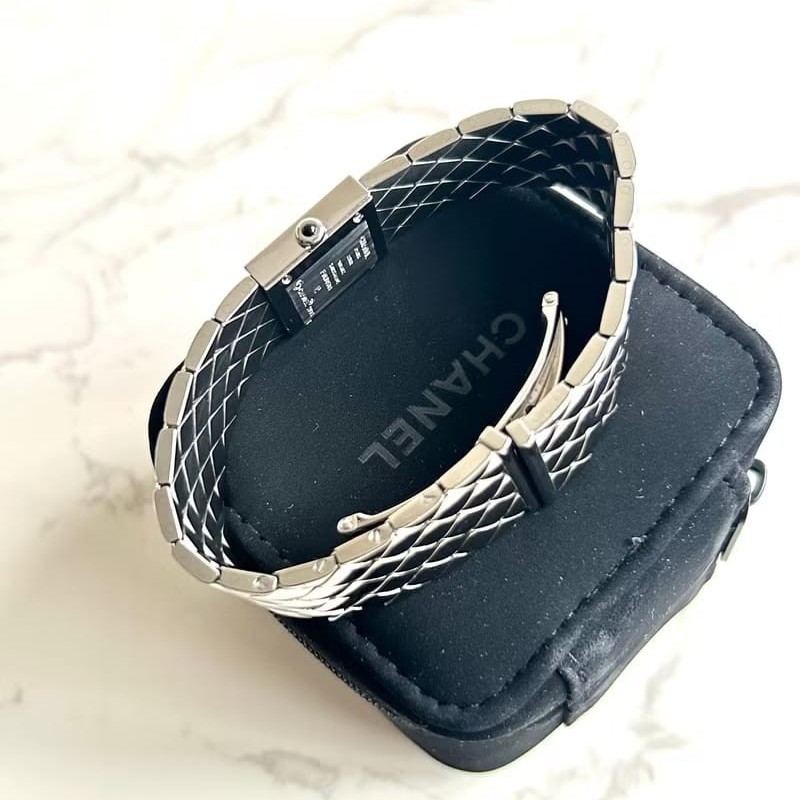 【LA LUNE】絕版古董錶 Chanel Metalaase 黑銀色中古手錶 石英錶 女裝腕錶-7