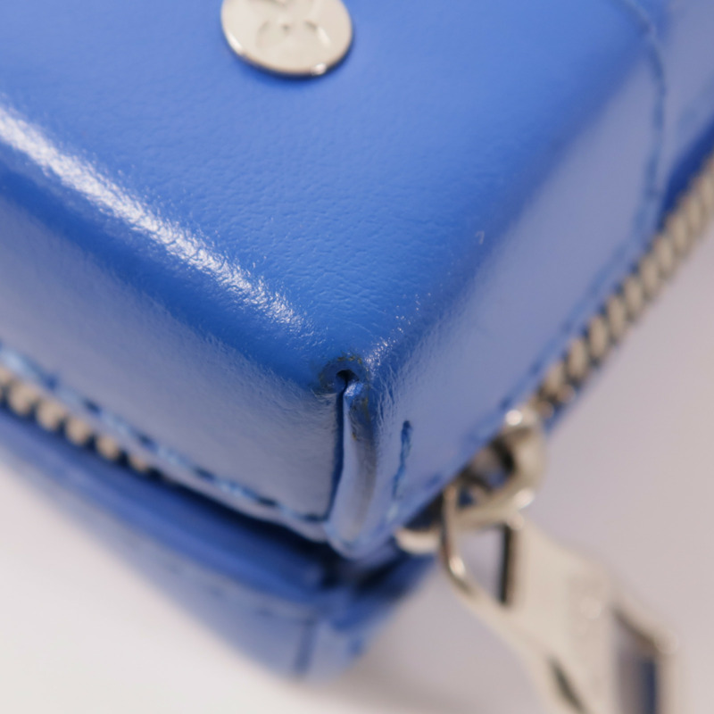LOUIS VUITTON Monogram Clouds Soft Trunk Wallet銀扣肩背袋-10