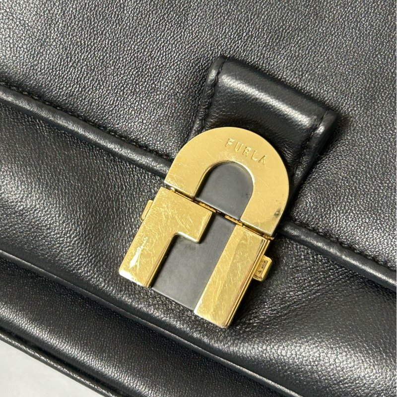 Furla 【激減優惠】牛皮皮革Chain Shoulder金扣鏈帶肩背袋-16