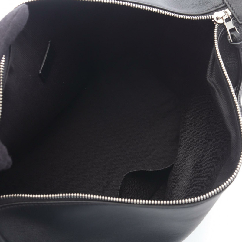 LOEWE CUBI 斜背包 B906K70X131100 皮革 黑色 全新 男式-2