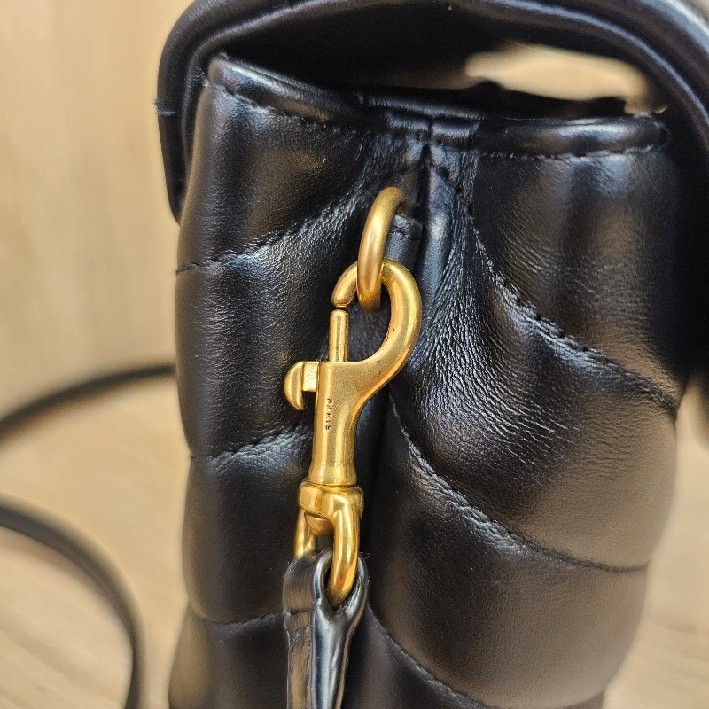[熱門好物推推🥰] YSL 黑金釦LouLouToy斜背包-2