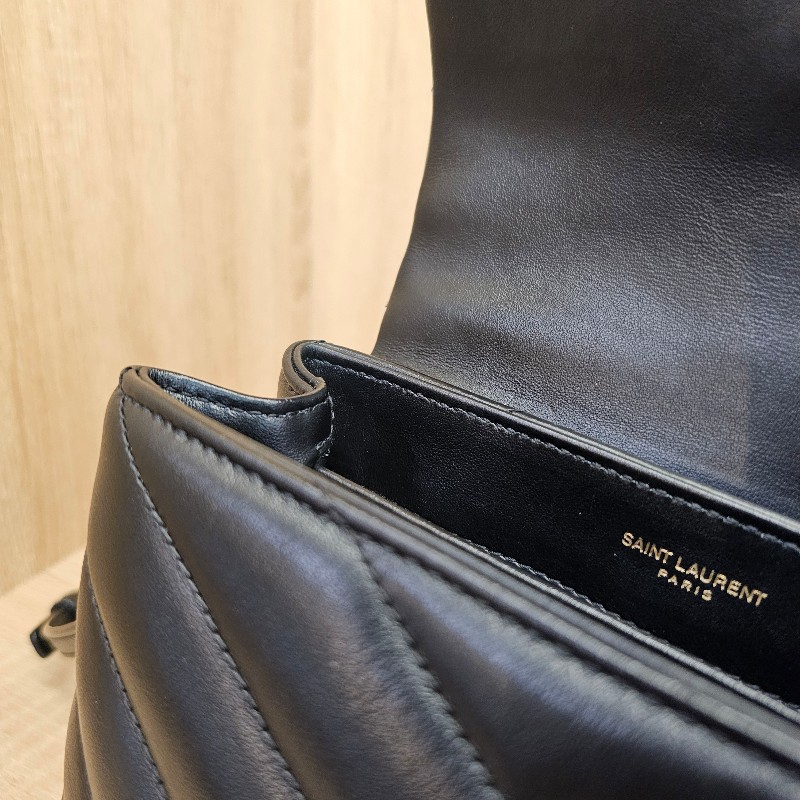 [熱門好物推推🥰] YSL 黑金釦LouLouToy斜背包-19