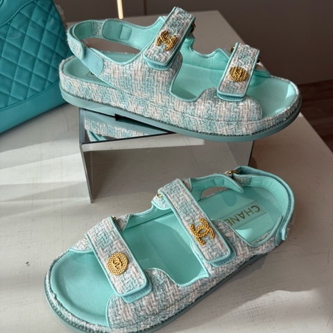 CHANEL 湖水綠格紋毛呢涼鞋 39.5號
