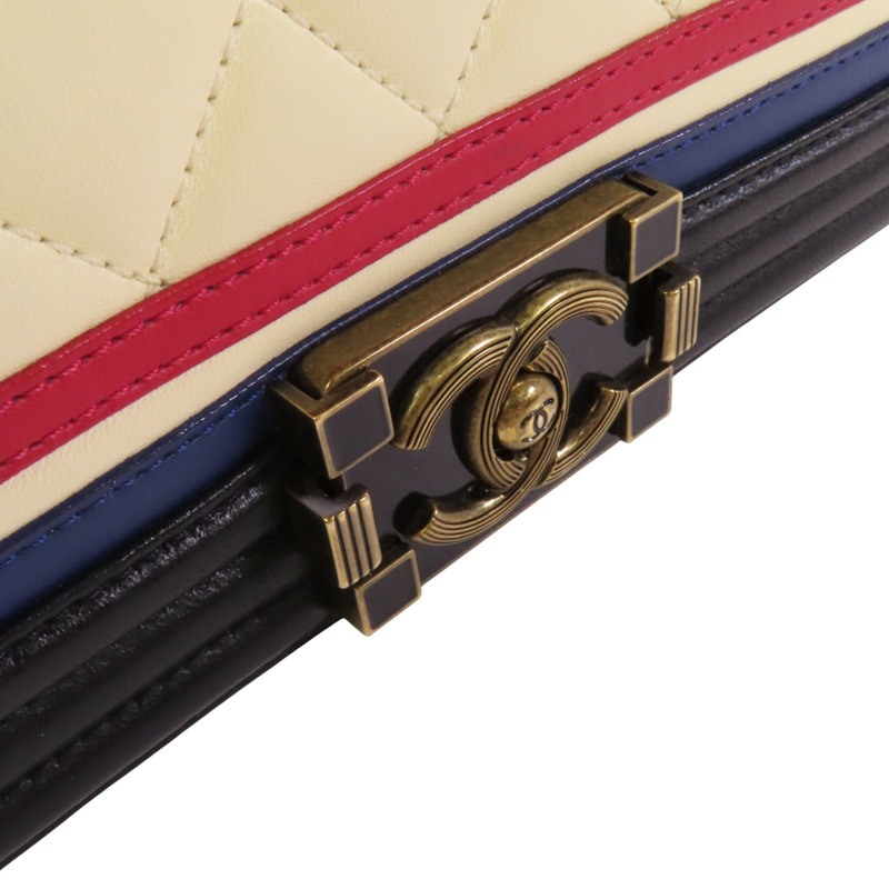 CHANEL 牛皮皮革Boy Chanel 25銀扣鏈帶肩背袋-8