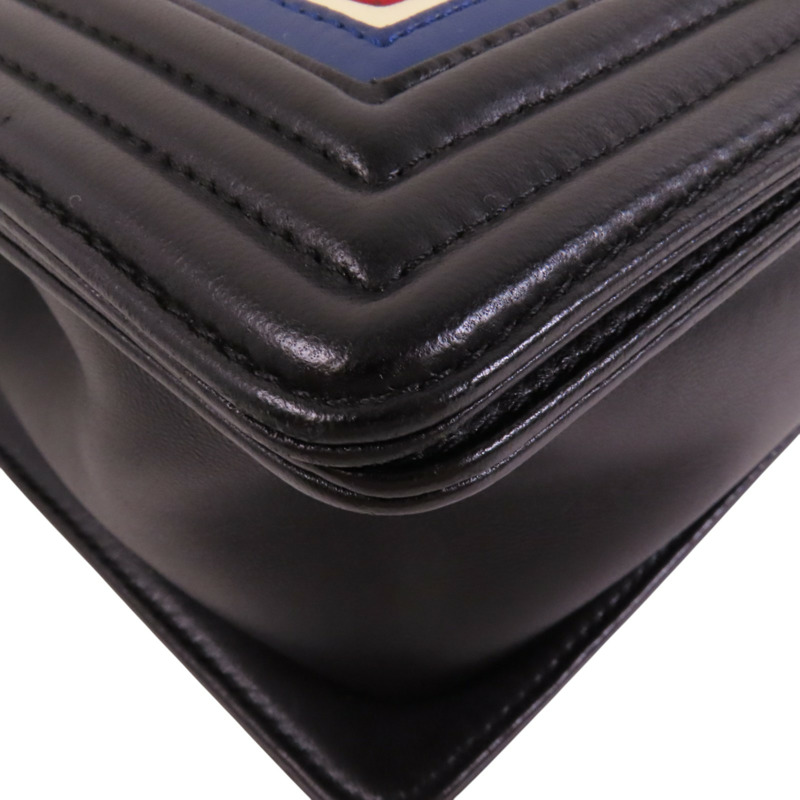 CHANEL 牛皮皮革Boy Chanel 25銀扣鏈帶肩背袋-10