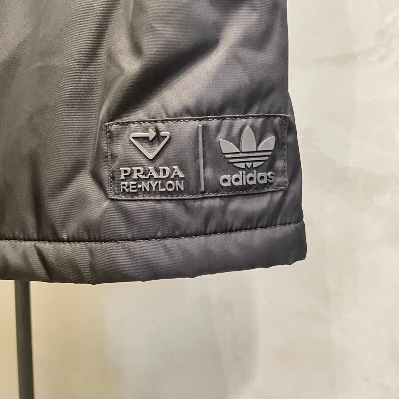 Prada x Adidas 聯名 長版鋪棉外套-4