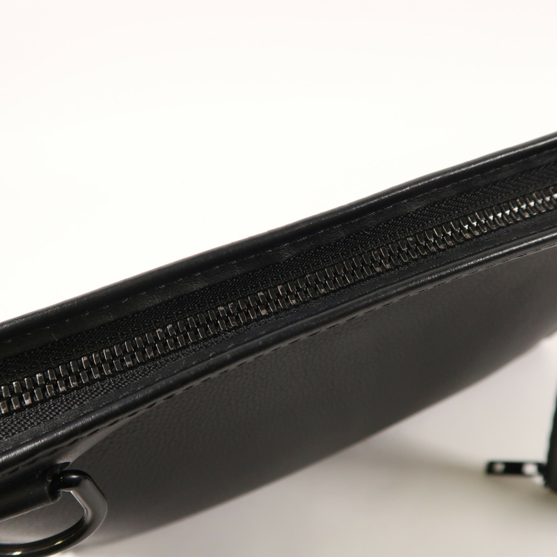 LOUIS VUITTON Aerogram Messenger Voyage斜挎包-12