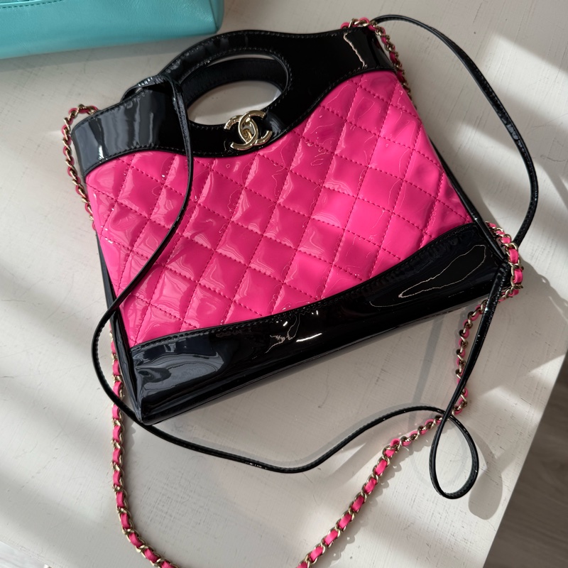 CHANEL 31 Mini黑配桃紅手袋 芯片款-3