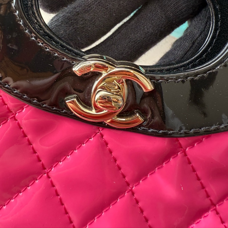 CHANEL 31 Mini黑配桃紅手袋 芯片款-4