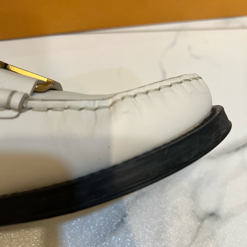 TOD’S杏色樂福鞋-17