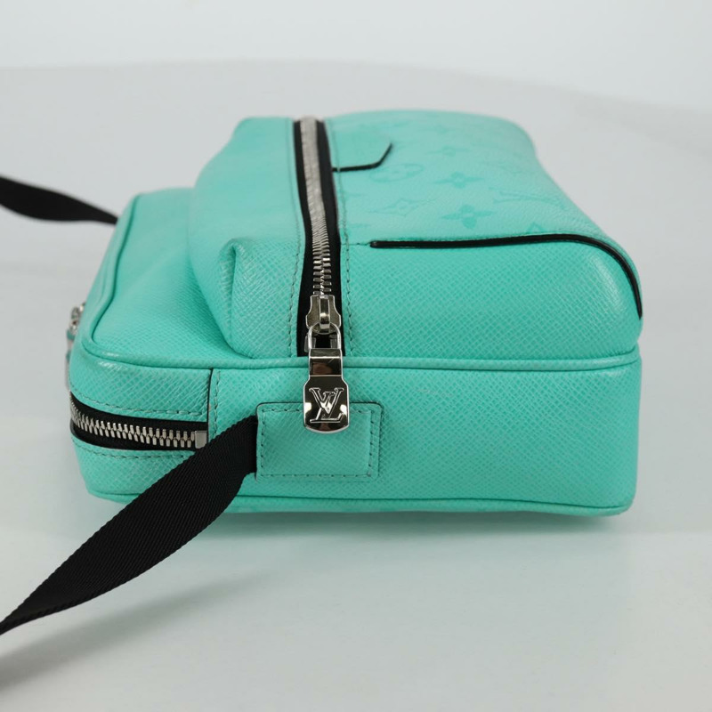 【日本直送】路易威登 Taiga Lama Monogram 戶外信差包 PM M30241 LV 正品 135269-3