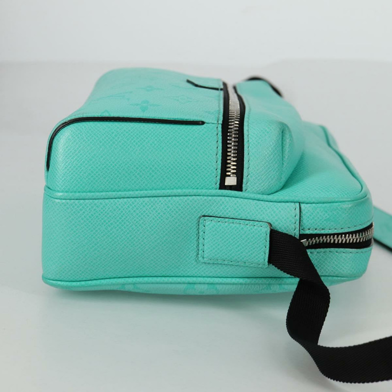 【日本直送】路易威登 Taiga Lama Monogram 戶外信差包 PM M30241 LV 正品 135269-4