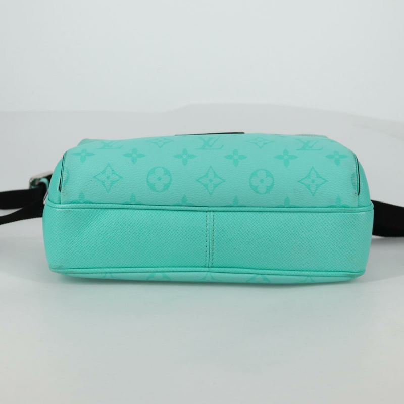 【日本直送】路易威登 Taiga Lama Monogram 戶外信差包 PM M30241 LV 正品 135269-5