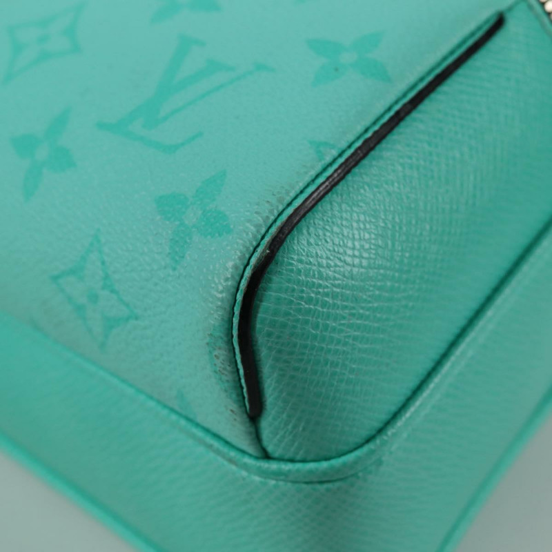 【日本直送】路易威登 Taiga Lama Monogram 戶外信差包 PM M30241 LV 正品 135269-16