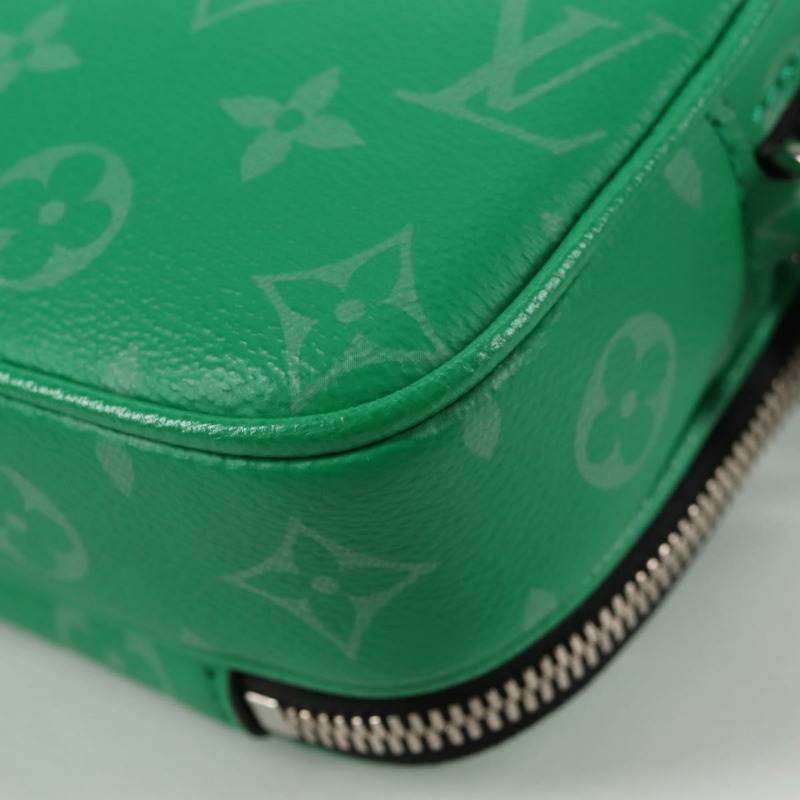 【日本直送】路易威登 Taiga Lama Alpha 可穿戴錢包 NV 包 M30997 LV 正品 135292M-16