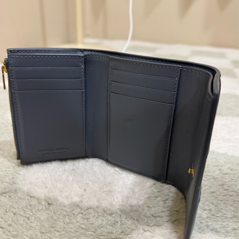 Bottega Veneta | trifold wallet BV灰藍色三折皮夾-1