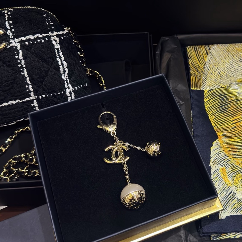 Chanel香奈兒25VIC中秋節禮物珍珠球掛件-0