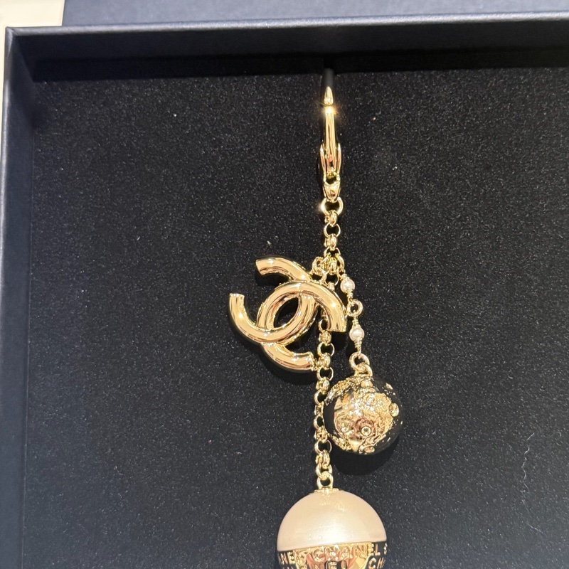 Chanel香奈兒25VIC中秋節禮物珍珠球掛件-1
