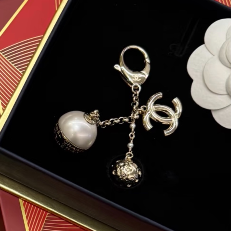 Chanel香奈兒25VIC中秋節禮物珍珠球掛件-5