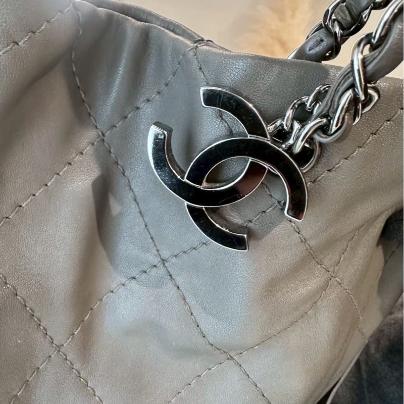 CHANEL 灰綠色拼皮外縫托特包 15開-8