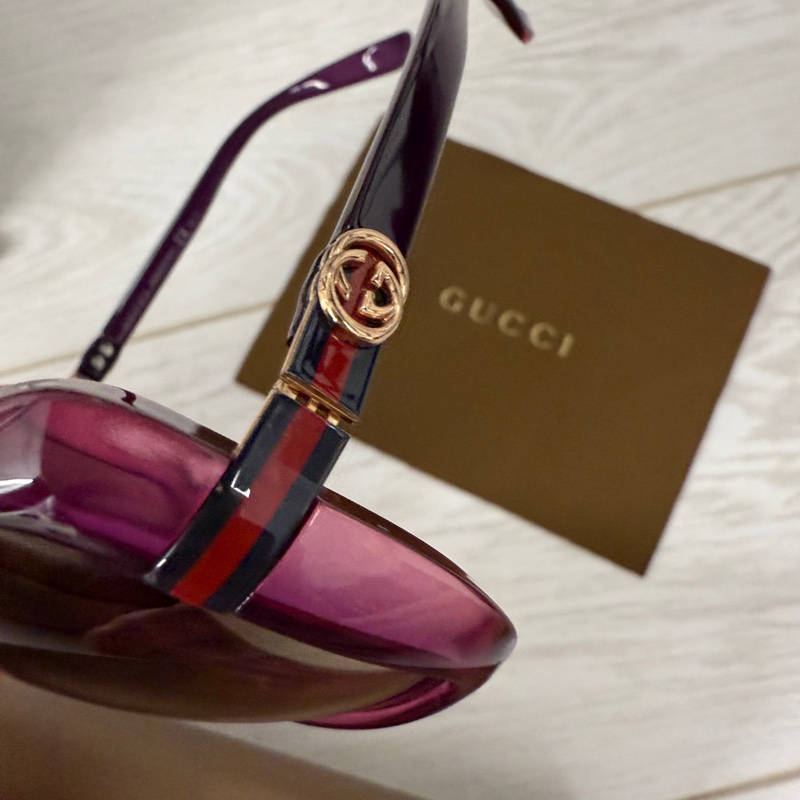 Gucci 經典條紋Logo太陽眼鏡大框漸層黑褐色-9