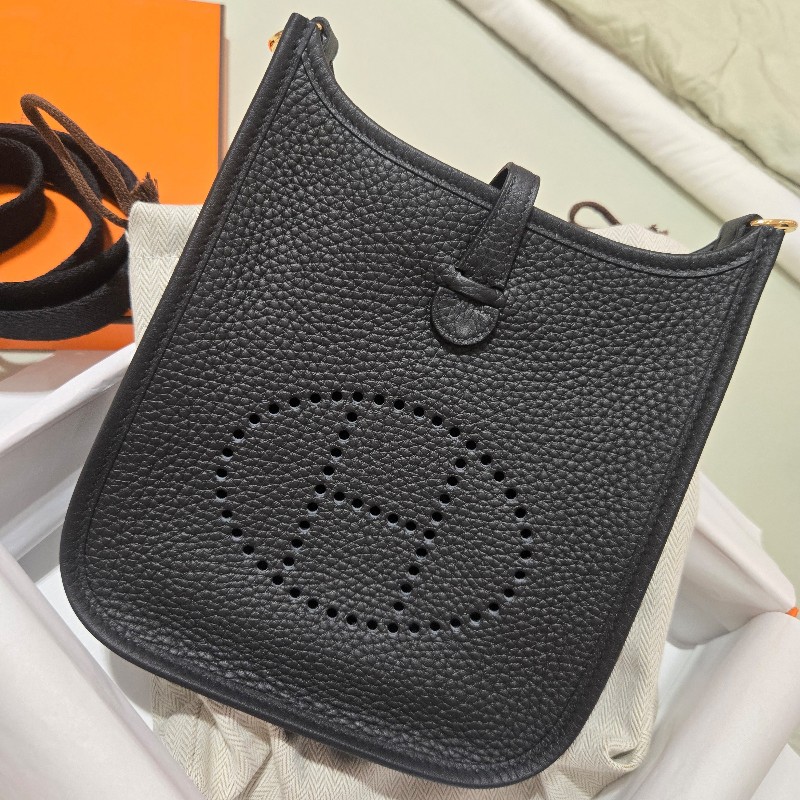HERMÈS mini Evelyne 黑金-5