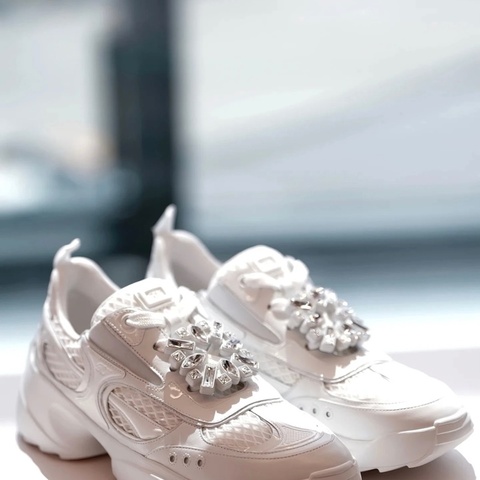 2025新品 Roger Vivier Viv on the Run 運動鞋