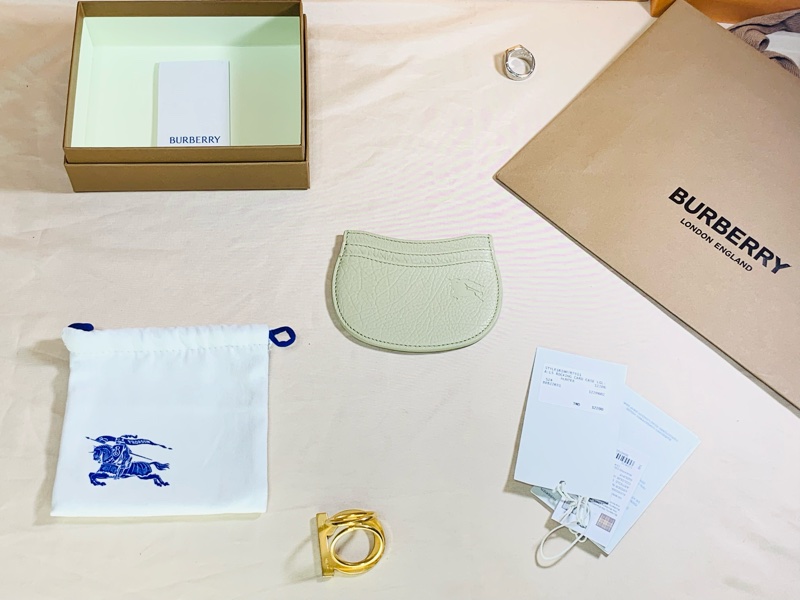 🎁全新盒裝 Burberry 巴寶莉2024新款 戰馬馬鞍奶灰名片夾 卡夾-2