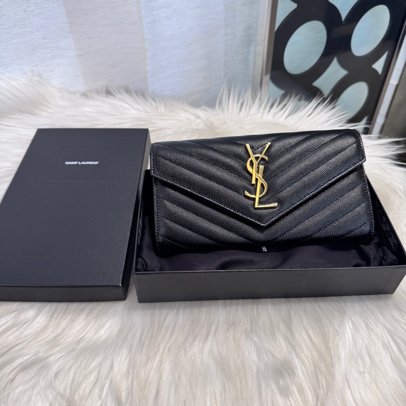 YSL 黑金魚子醬信封長夾 全新閒置-0