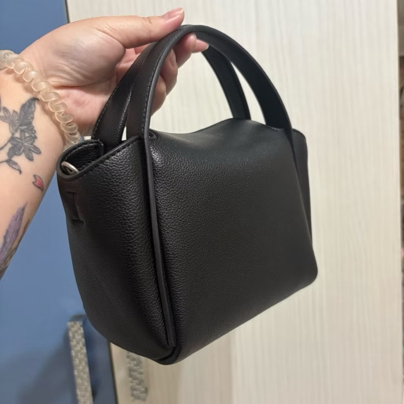 CK Calvin Klein Jeans TMALL TINA BAG 黑色手提包 單肩包 斜背包-3