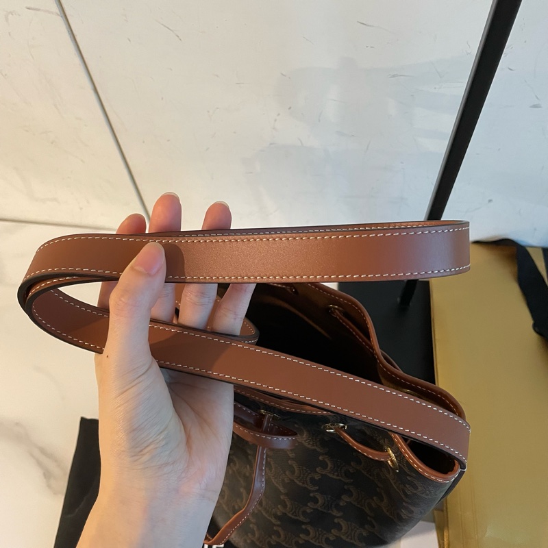 🈶️購證❤️ celine #棕花 #水桶包 #mini #新款-9