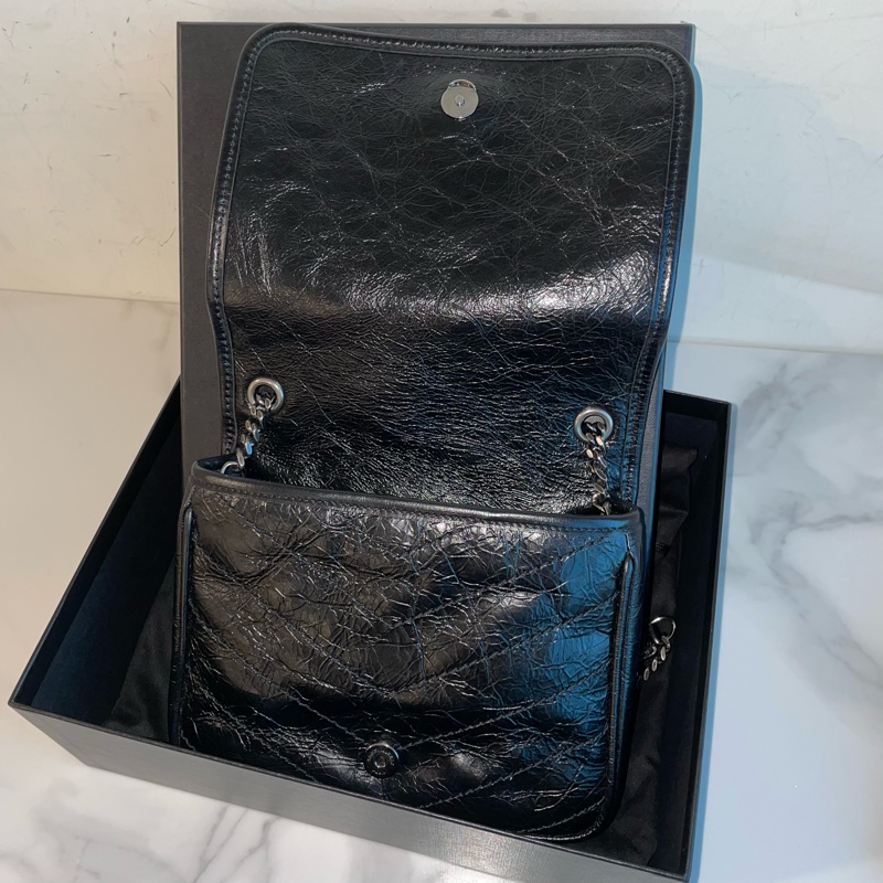 全配❤️ ysl #黑銀 #niki #chain #woc-10