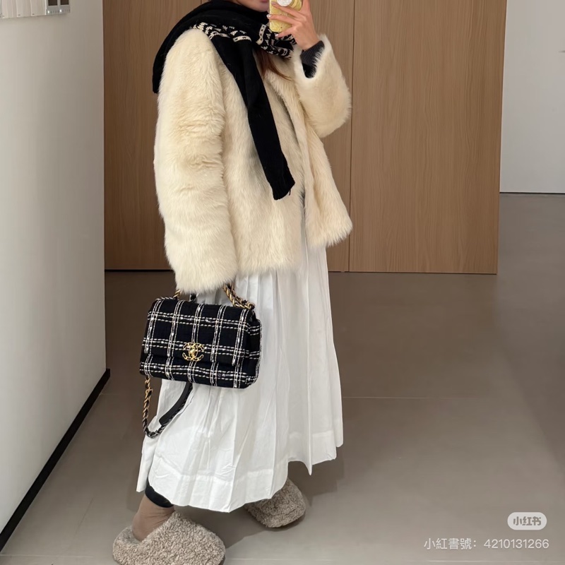 閒置全配芯片款🌟#chanel #黑金 #毛呢 #19bag #小號-1