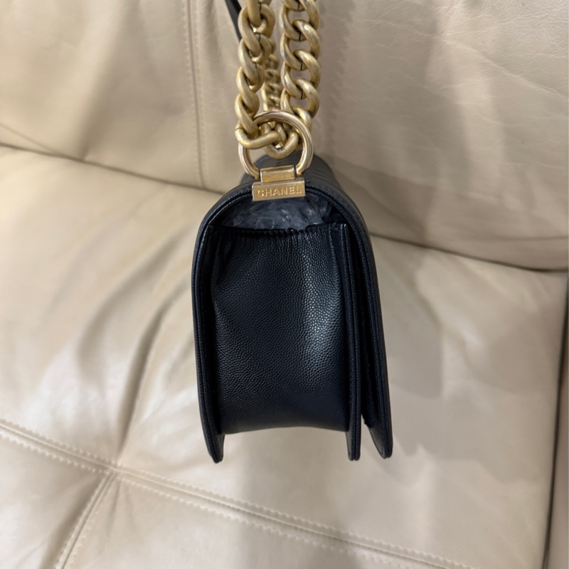 全新閒置全配❤️ 香奈兒 #黑金 #荔枝皮 #boy25 #中號-13