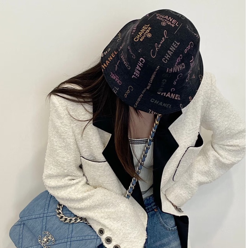 全新閒置🈶️購證❤️ 香奈兒 #牛仔 #塗鴉 #漁夫帽 #帽子 m號-0