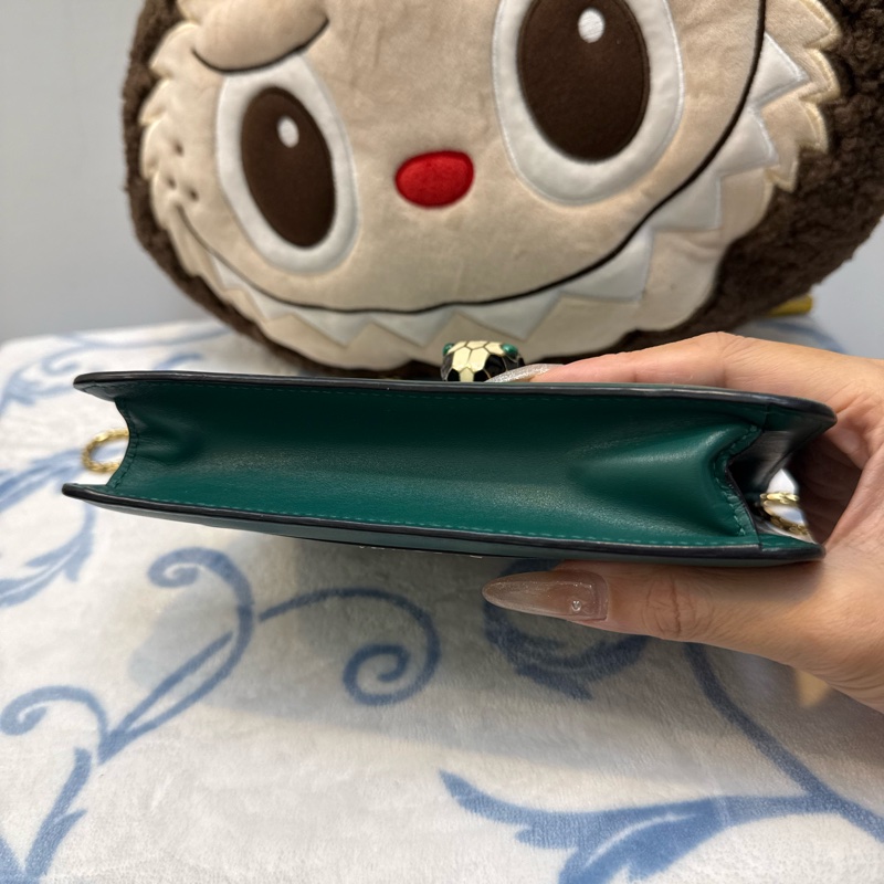 寶格麗祖母綠蛇頭晚宴風情包-3