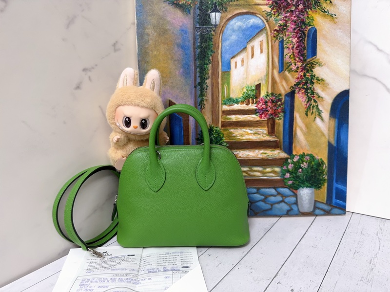 小巴黎二手名牌真品 未使用 Mini bolide 綠 2024台灣購證 收藏品-1