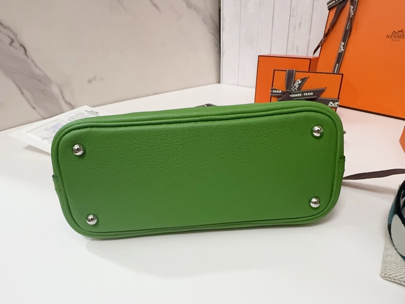 小巴黎二手名牌真品 未使用 Mini bolide 綠 2024台灣購證 收藏品-11