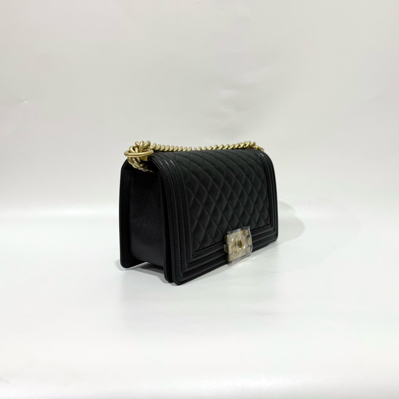 CHANEL黑色荔枝皮金釦BOY25/A67086-4