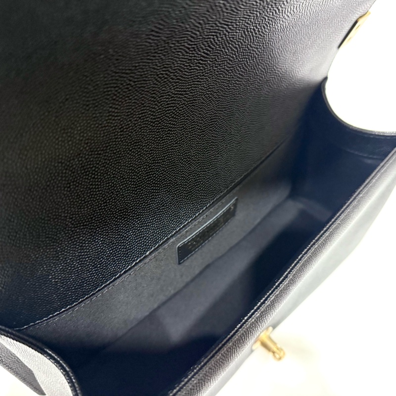 CHANEL黑色荔枝皮金釦BOY25/A67086-8