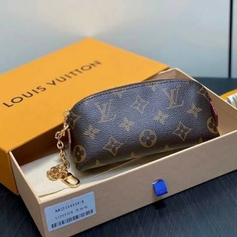 全新  新款 LV 唇膏彩妝 小收納包 化妝包 M25694