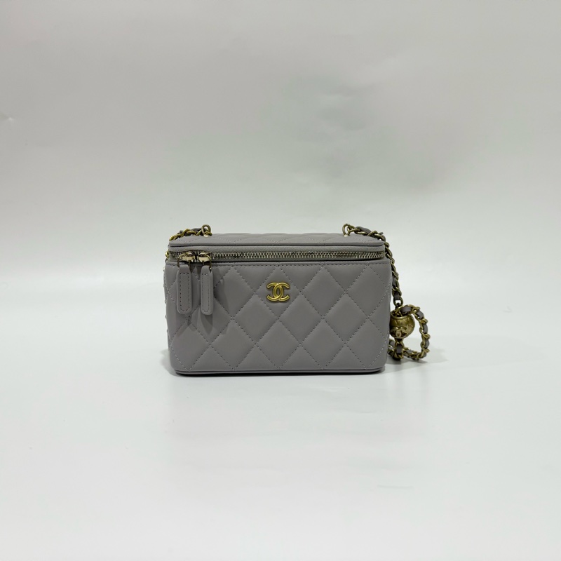 CHANEL灰色羊皮金球調節扣長盒子AP2303-0