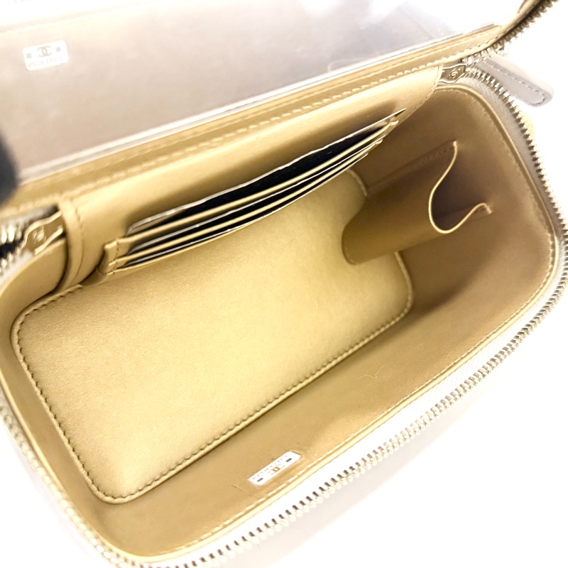 CHANEL灰色羊皮金球調節扣長盒子AP2303-8