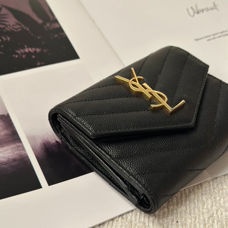 YSL 經典V字粒面牛皮三折短夾 - 黑金-1