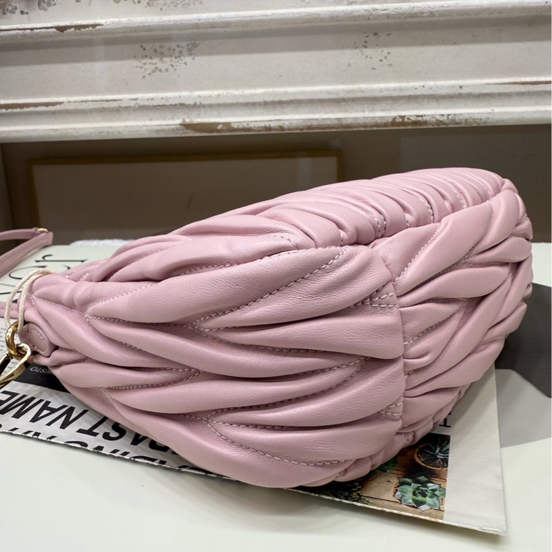 Miumiu粉色呼啦圈芯片款中號-5