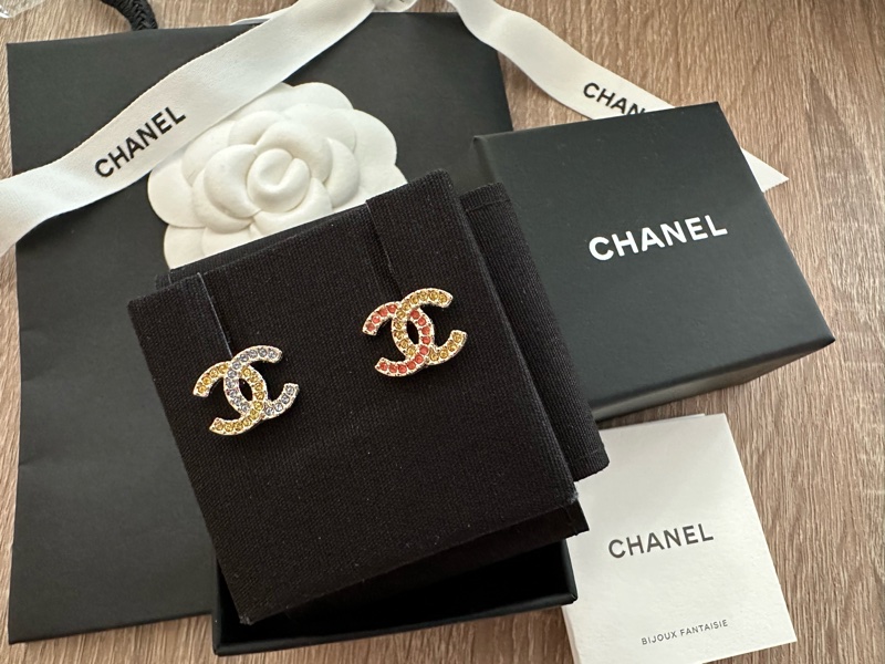全新 Chanel 雙C經典耳環 耳釘 彩鑽藍黃粉不對稱-4