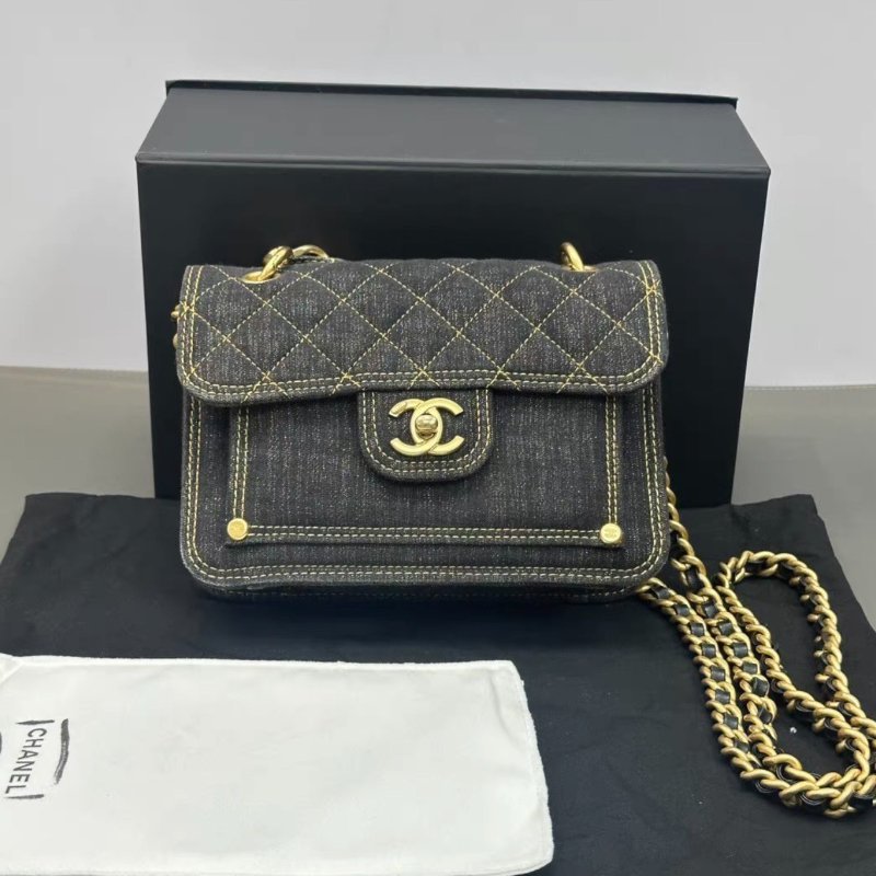 CHANEL 23S牛仔肩背斜背豆腐包19*14*6 98新配件盒子塵袋-0