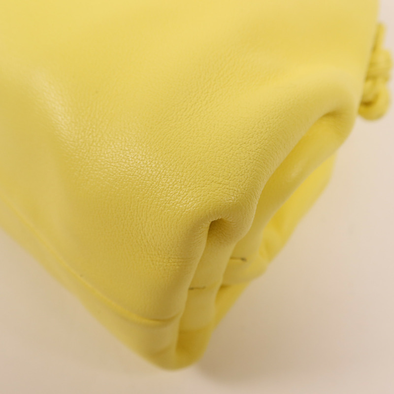 BOTTEGA VENETA 羊皮皮革Pouch Shoulder肩背袋-5