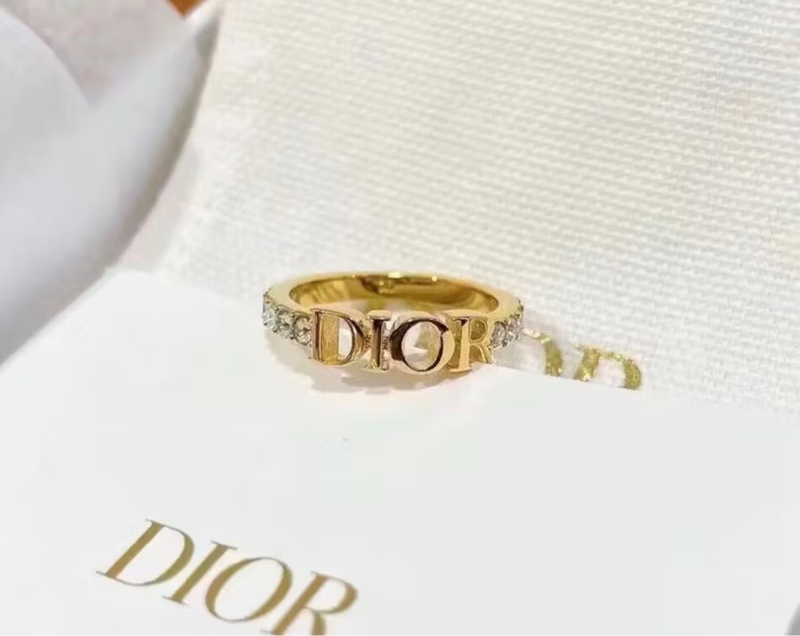 Dior Logo水鑽戒指 S號尺寸 金色 原價12500-0