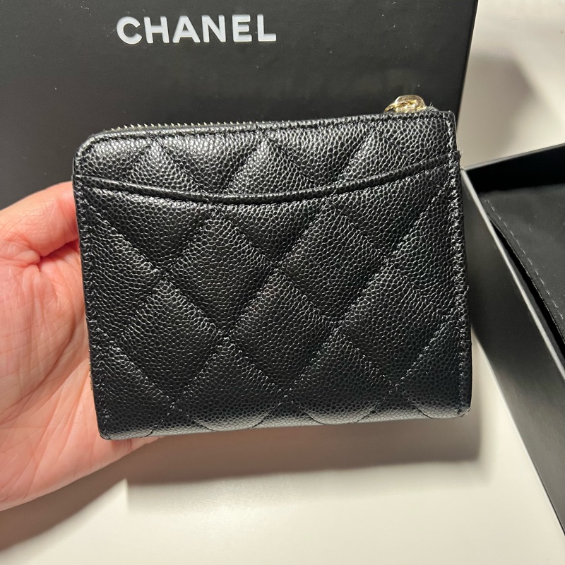 全新品 Chanel 黑色荔枝牛皮新款L型拉鏈短夾-3